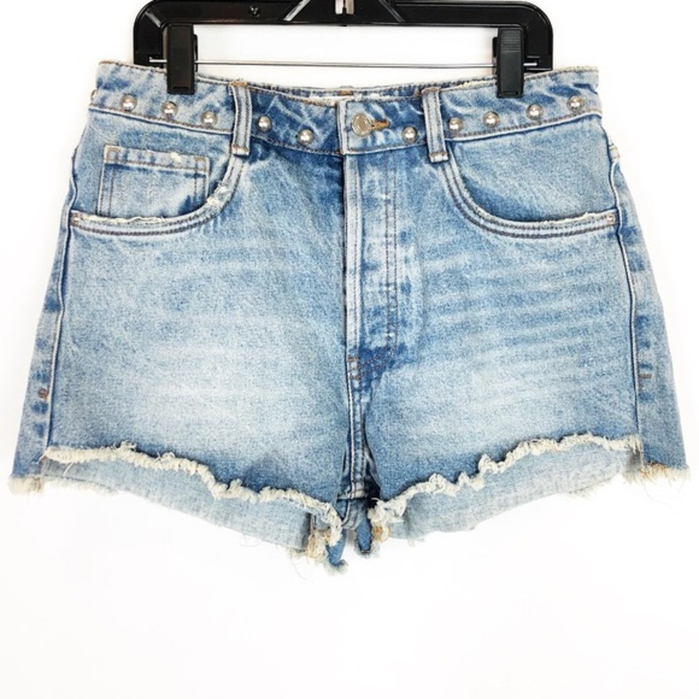 Zara studded denim shorts. Size 2!